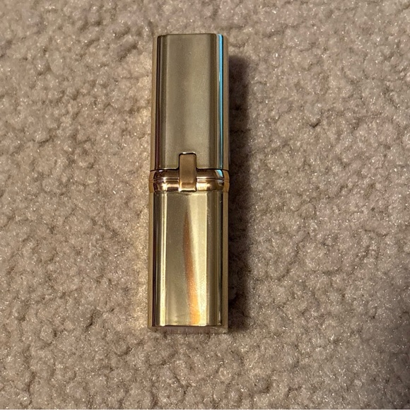 L'oreal LOREAL Paris Lipstick -165 Tickled Pink -  New TIP DAMAGE - Picture 3 of 15